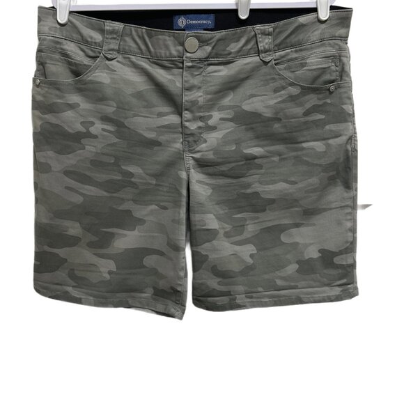 0951 Democracy "Ab" Solution Stretch Camo Jean Shorts - Picture 1 of 3